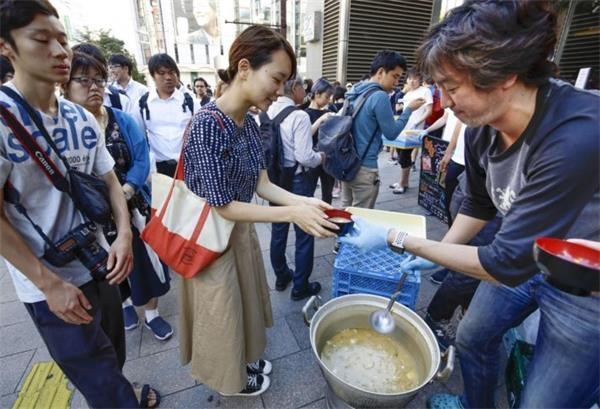 Japan_Earthquake_78726-712x485.jpg